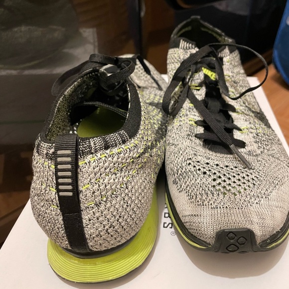 Nike Flyknit Racers - Neon Green/Multicolor - Picture 2 of 4